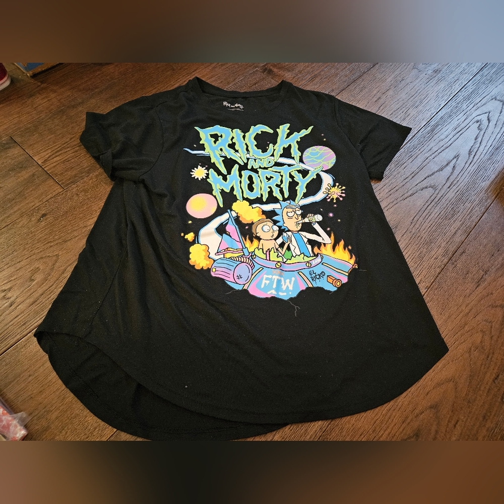 Rick And Morty On A Flying Saucer Women’s Black T-Shirt Size 3XL (21) Used.